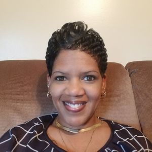 Meet your Posher, Latisha